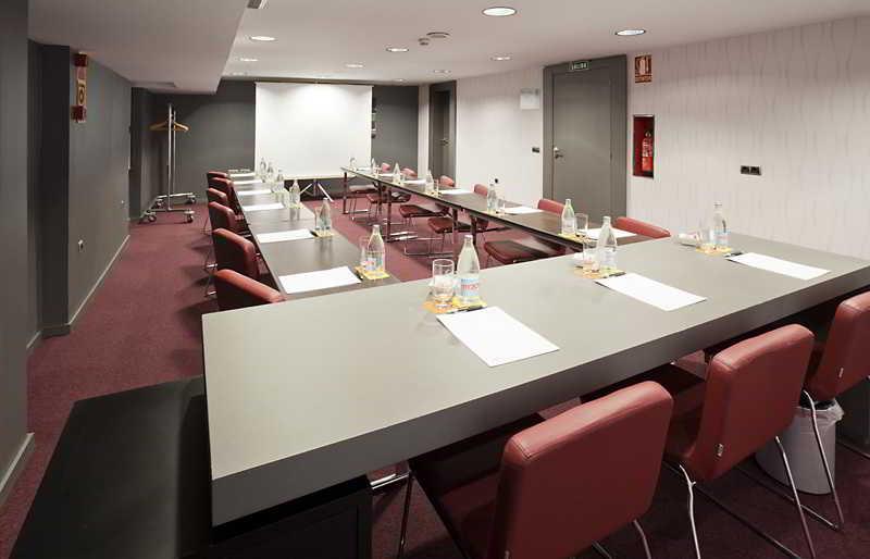 Ilunion Almirante Hotel Barcelona Bagian luar foto