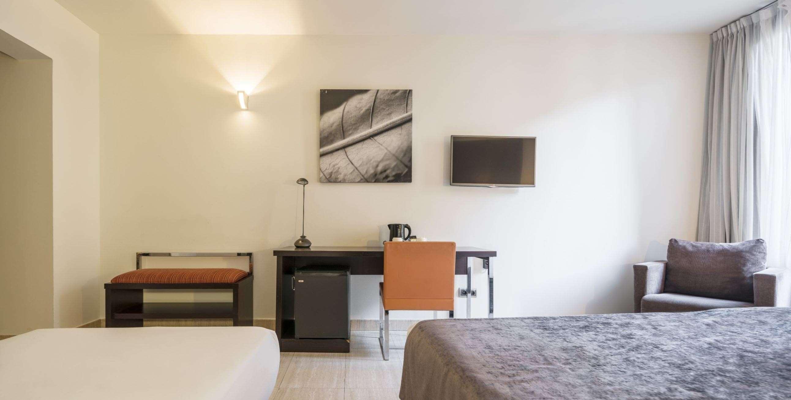 Ilunion Almirante Hotel Barcelona Bagian luar foto