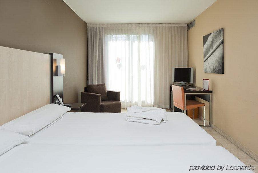 Ilunion Almirante Hotel Barcelona Ruang foto