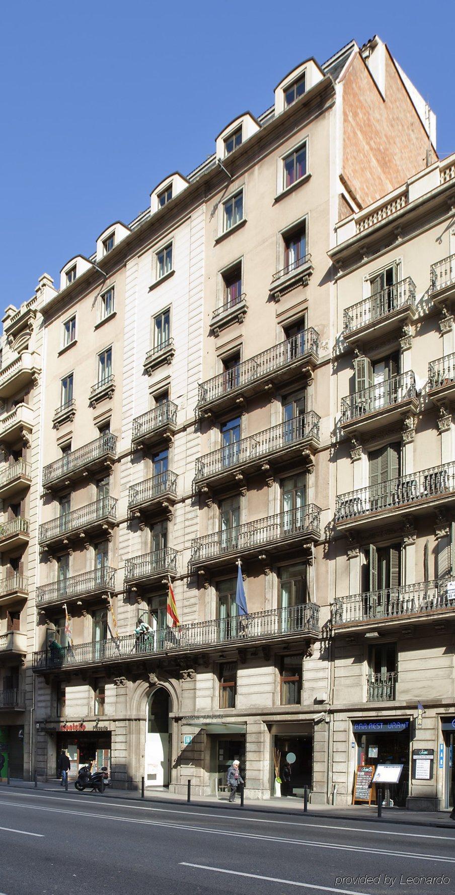 Ilunion Almirante Hotel Barcelona Bagian luar foto