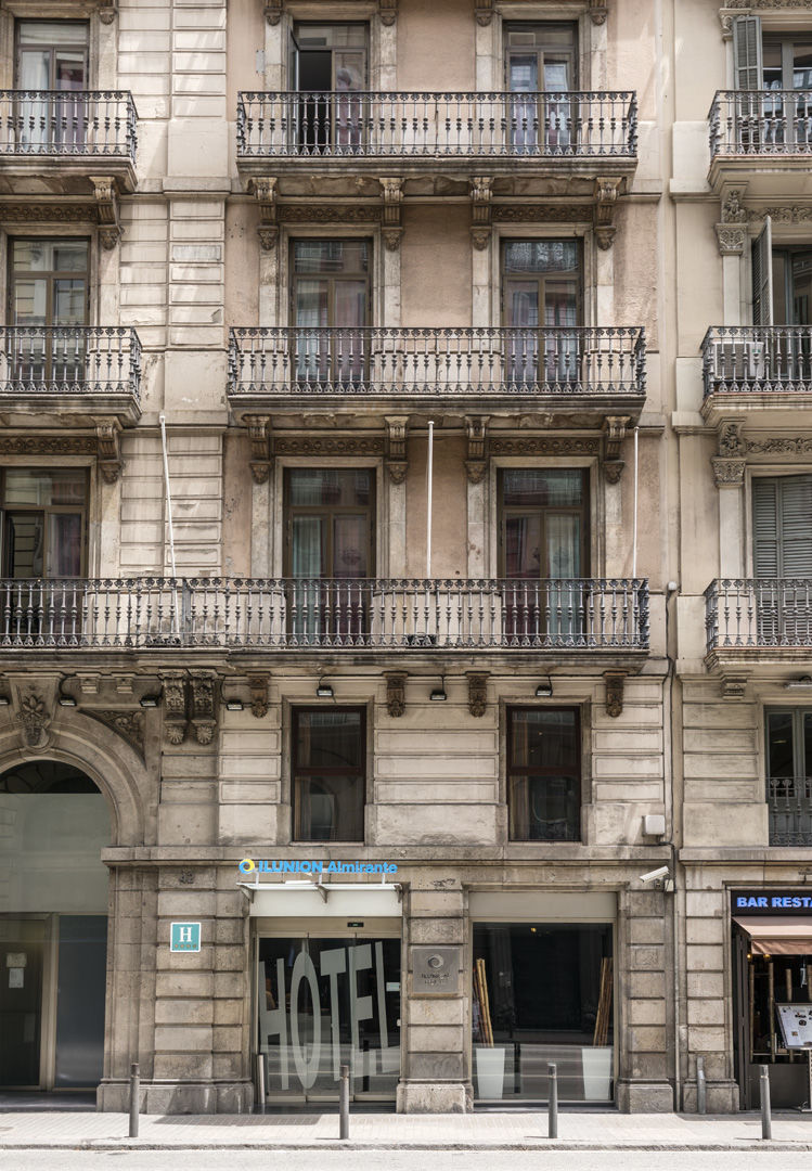 Ilunion Almirante Hotel Barcelona Bagian luar foto